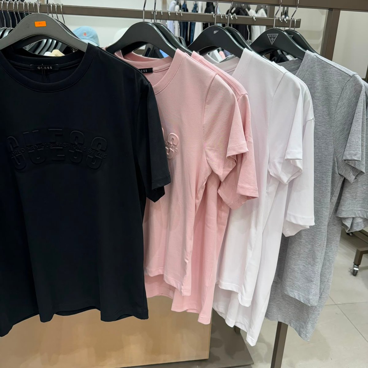 GUESS GU711 TOP
