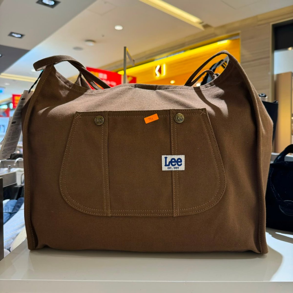 LEE LE731 TOP