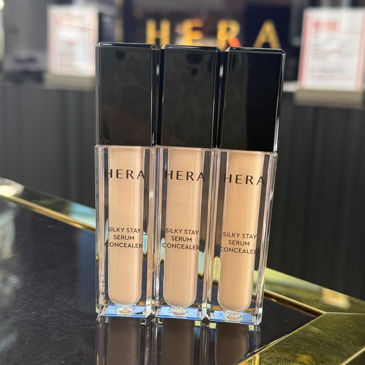HERA HE810 SILKY STAY SERUM CONCEALER (KR38.0)