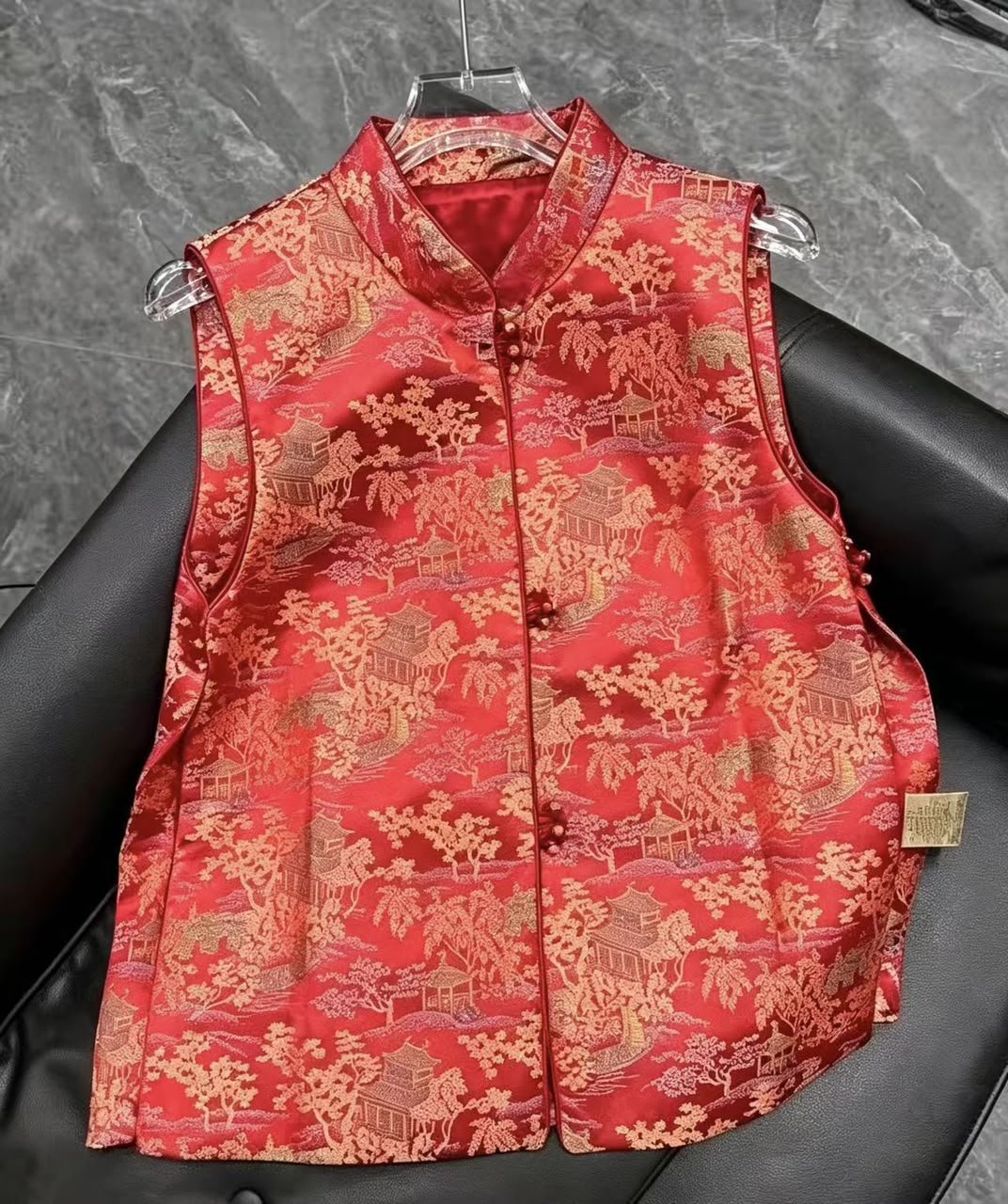 YE903 VEST
