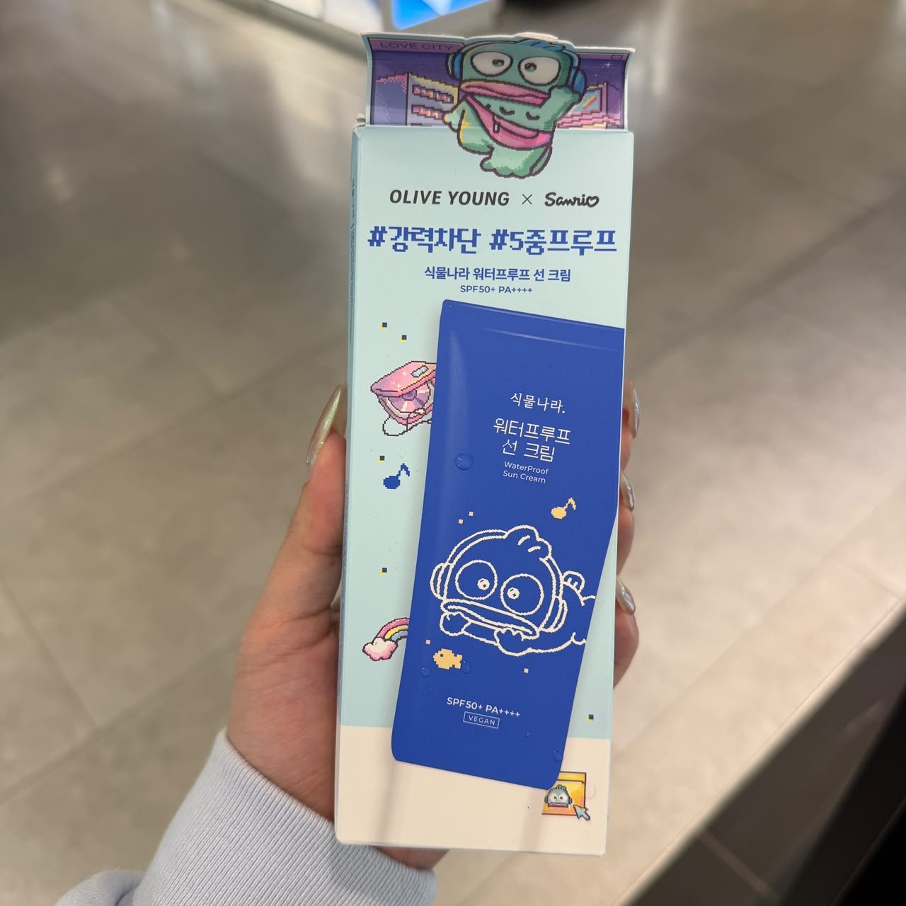 OLIVE YOUNG YY738 SHINGMULNARA WATERPROOF SUN CREAM SPF50+ PA++++ 100ML(KR39.0)