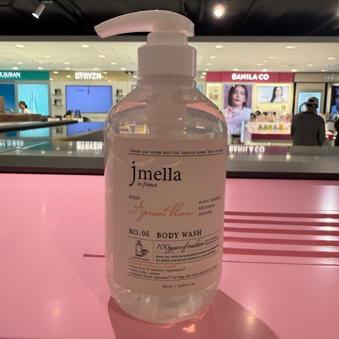 JM SOLUTION JM306 NO.6 APRICAT BLOOM BODY WASH (500ML) (KR37.0)